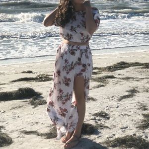 Illa Illa White Red and Pink Floral Set Medium